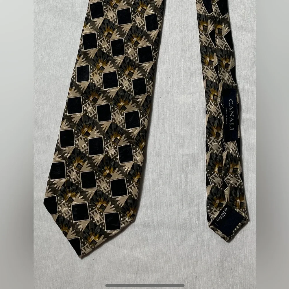 Canali 100% Silk tie made in Italy